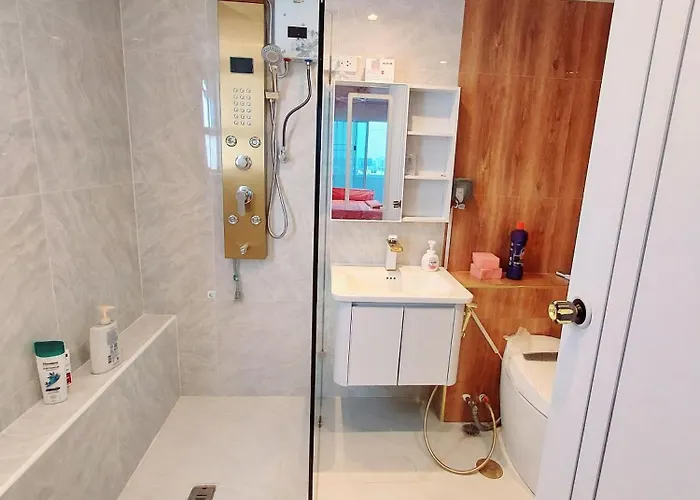 Charming 2-bedroom In On-nut, * Bangkok