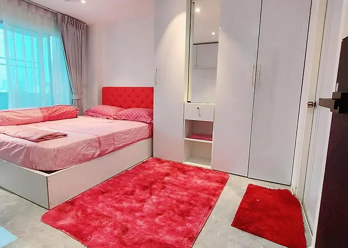 Charming 2-bedroom In On-nut, Apartment