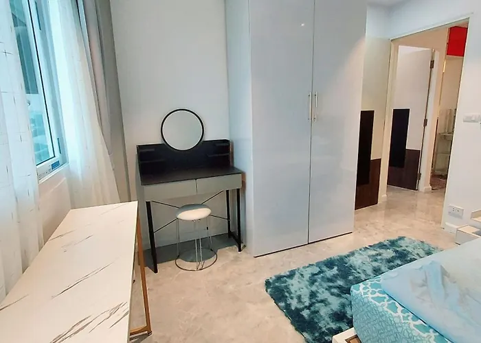Apartment Charming 2-bedroom In On-nut, *