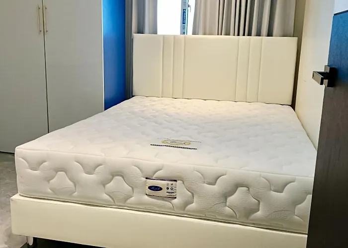 아파트 2-bedroom In On-nut, 방콕